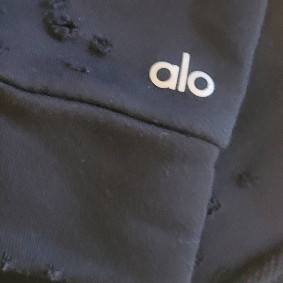 Alo Yoga Athletic Black Perforated Crop Sweatshirt Winter Women Small - Picture 3 of 6
